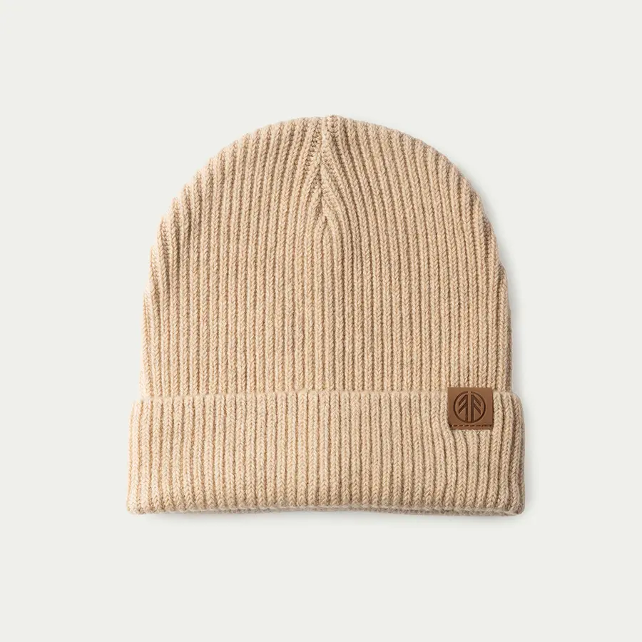 Beanie in Creme / Sand